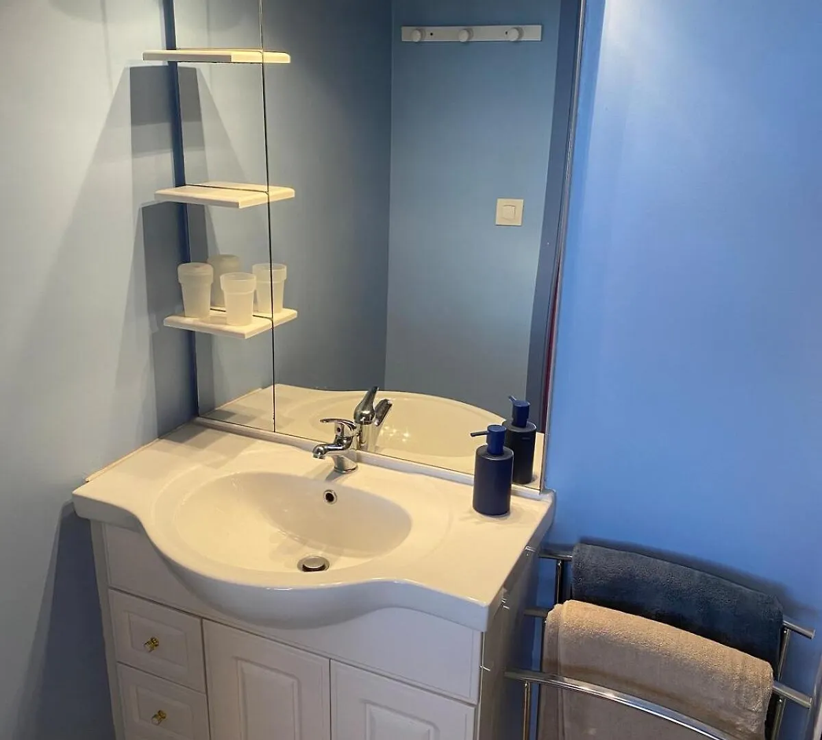 Petit Appartement Au Centre De Concarneau Apartment