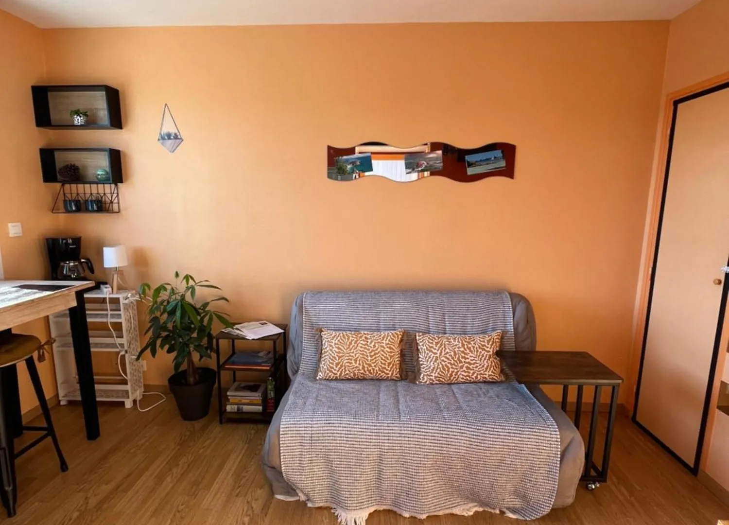 Petit Appartement Au Centre De Конкарно 0*,